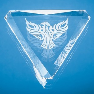 Crystal Galleries 9cm Optical Crystal Facet Triangle Paperweight